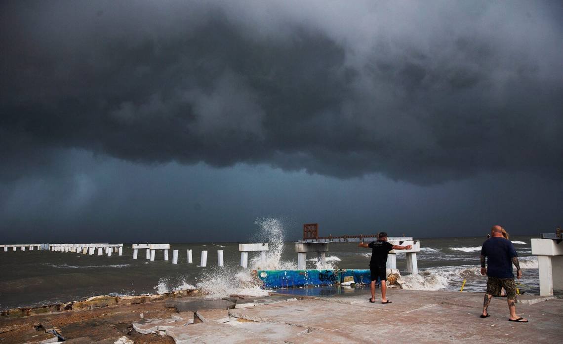 hurricane idalia update fort myers